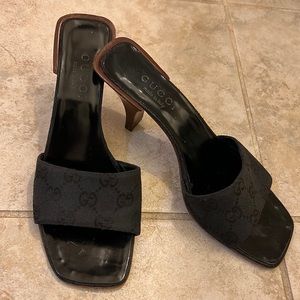 Authentic Vintage Gucci Monogram Sandals